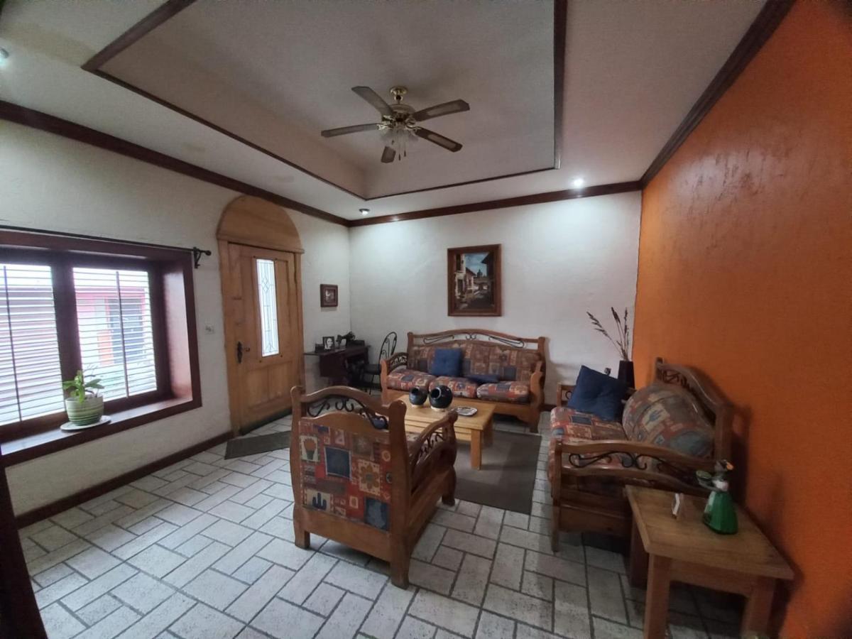 Home Stay Maria Hidalgo del Parral Kültér fotó